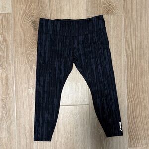 Brooks Women's Rock N Roll Marathon Series Leggings!